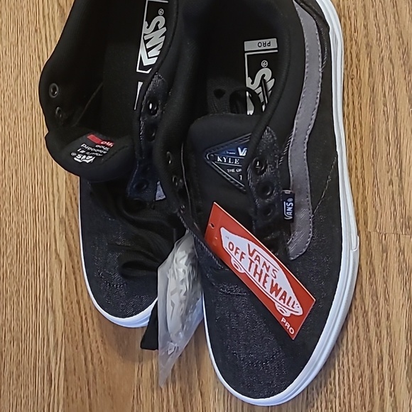 New Vans Kyle Walker pro size 6.5mens equals 8womans - Picture 5 of 7